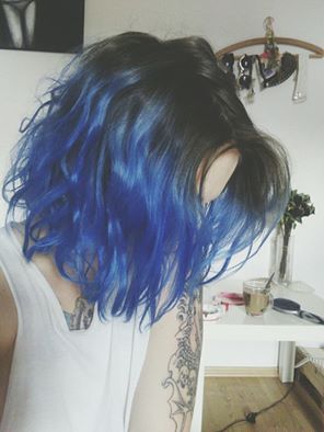 Blue Hair , Short Hair Blue Ombre | Cabelo Colorido, Cores De Cabelo Curto,  Cores De Cabelo