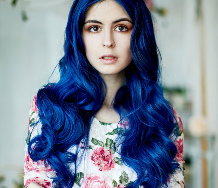 20 Amazing Blue Black Hair Color Looks