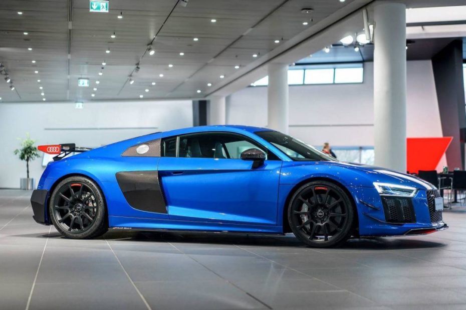 Audi R8 V10 Plus Has The Wow Factor With Optional Performance Parts