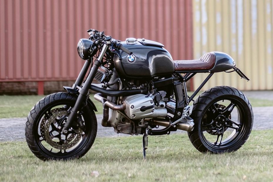 The Beast' Bmw R1100S Cafe Racer - Moto Adonis - Pipeburn