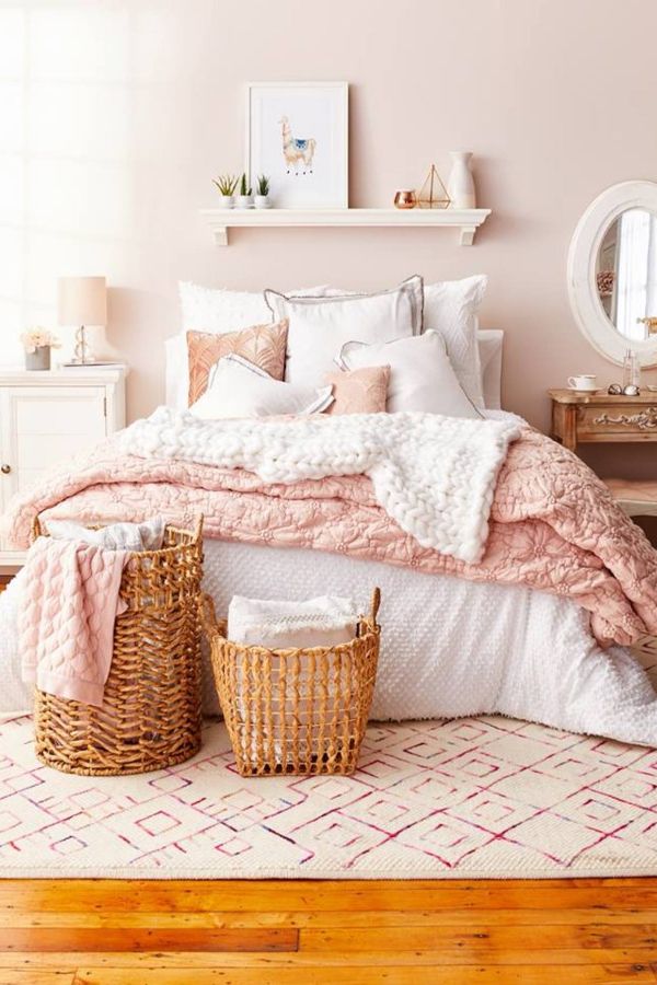 Blush Pink Bedroom Ideas - Dusty Rose Bedroom Decor And Bedding I Love -  Clever Diy Ideas | Rose Bedroom, Dusty Pink Bedroom, Pink Bedroom Decor